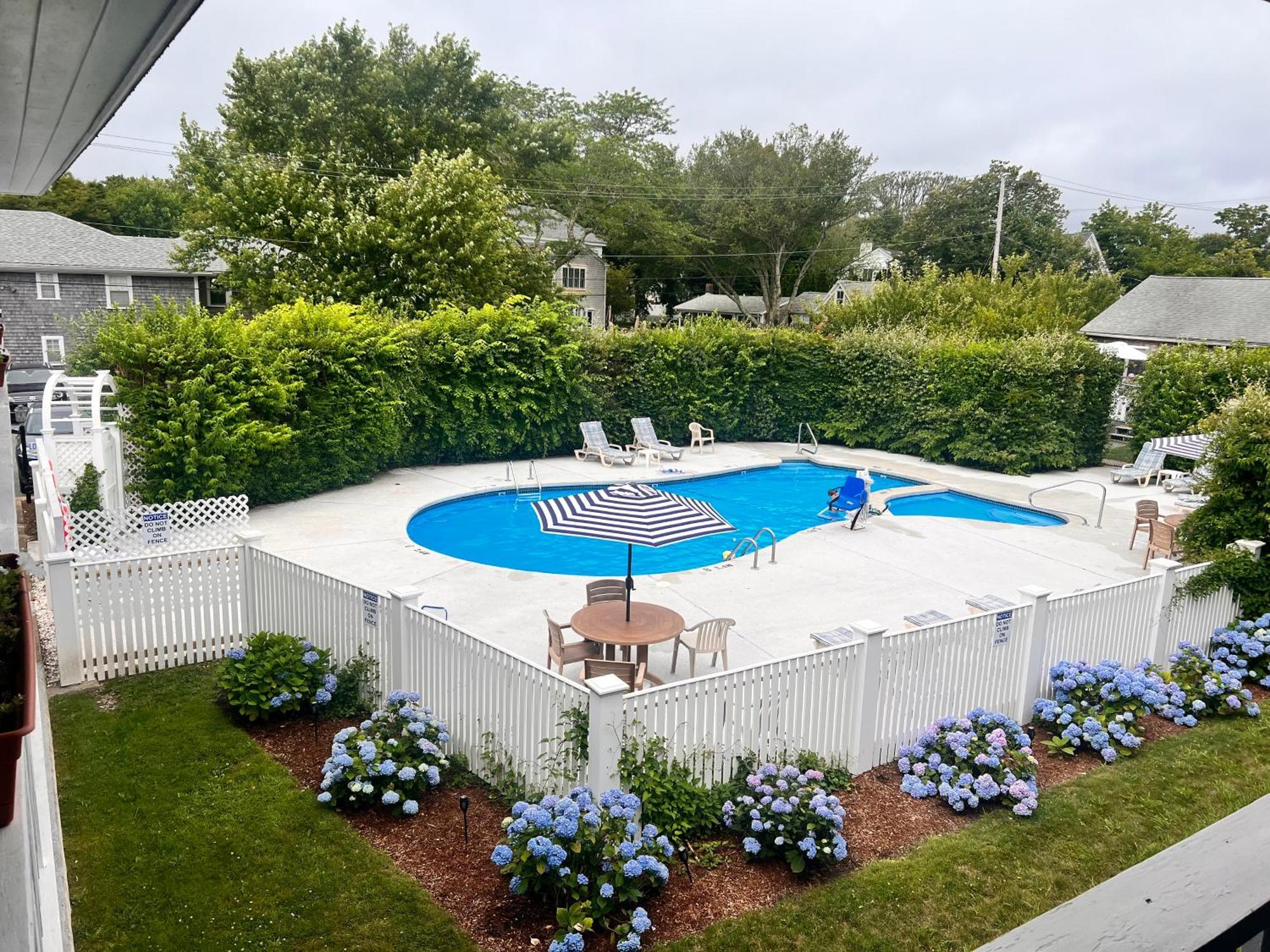 Edgartown Commons Vacation Apartments Экстерьер фото